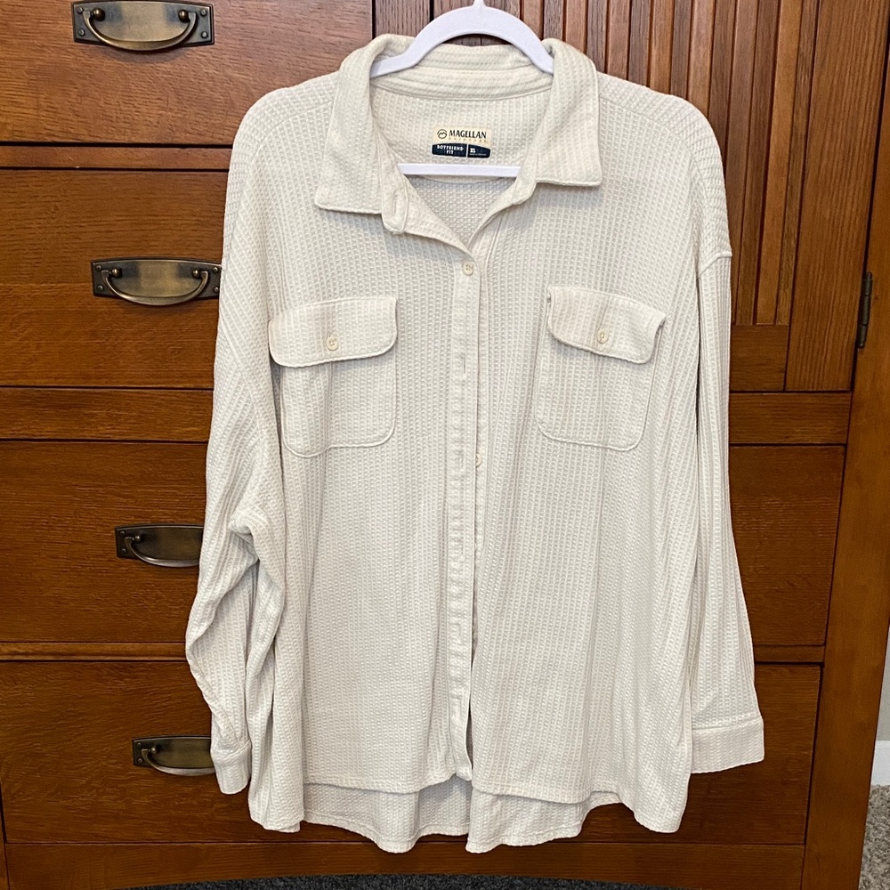 Magellan Outdoors Off-White Waffle Knit Shirt